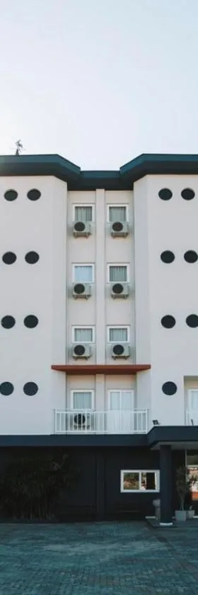 Andardac Hotel，位于Guaramirim的酒店