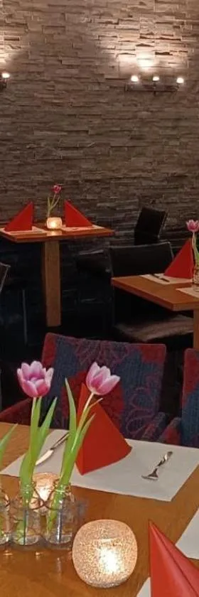 Hôtel-Restaurant Le Lion d'Or，位于波朗特吕的酒店