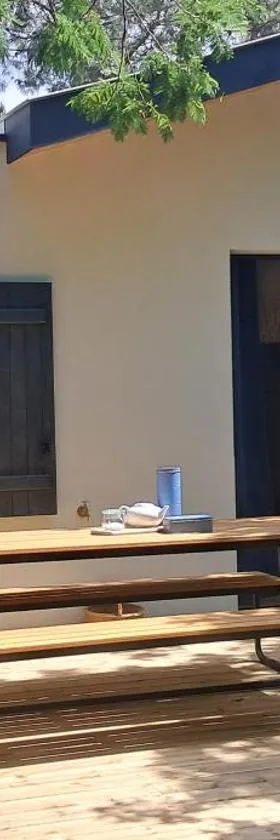 Maison neuve jardin & terrasse，位于朗通的酒店