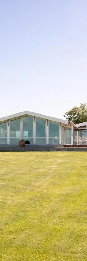 Strandhuset.，位于Asperup的酒店