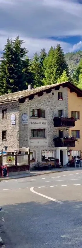 Hotel Restaurant Edelweiss，位于Mühlen的酒店