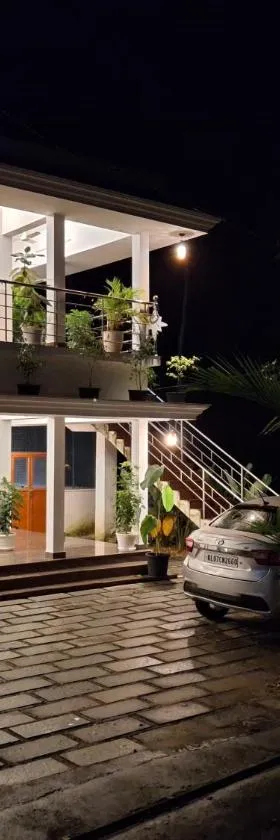 Crystal Riverview Homestay，位于Kuttampuzha的酒店