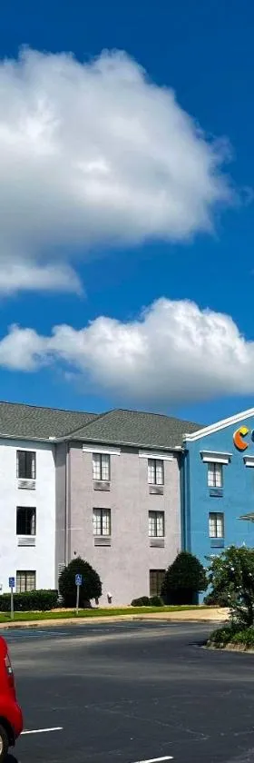 Comfort Suites Gadsden Attalla，位于加兹登的酒店