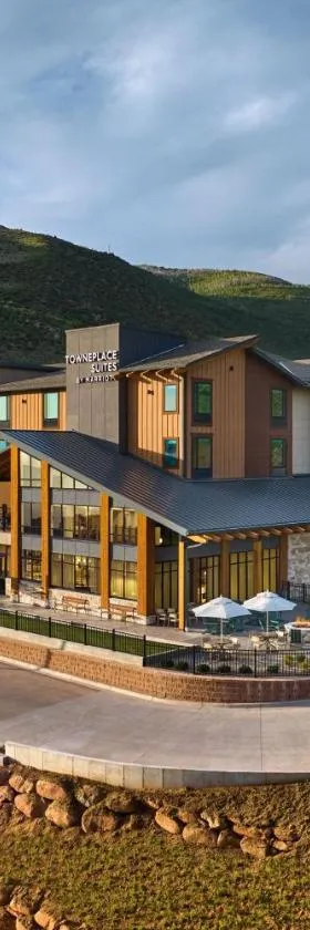SpringHill Suites by Marriott Avon Vail Valley，位于埃文的酒店