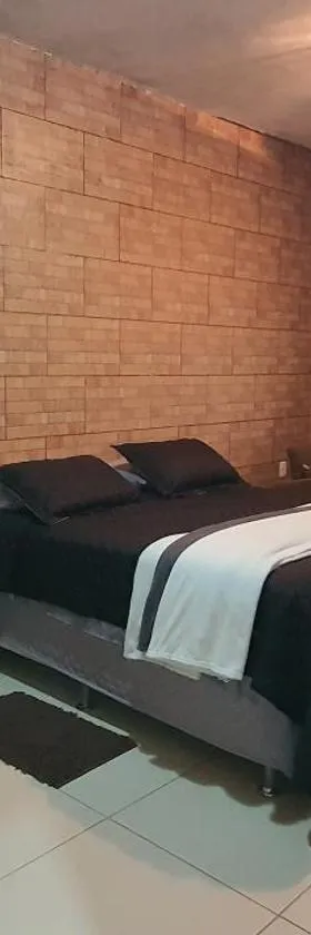 Casa-Ampla Porto Alegre-RS，位于阿雷格里港的酒店
