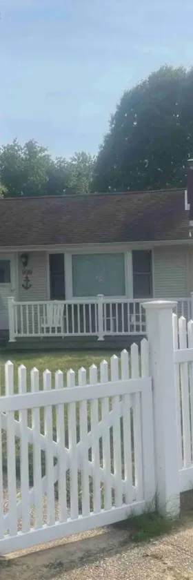 Three Bedroom House - Cape May short walk to the Bay，位于North Cape May的酒店