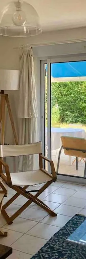 Maison dans le sud du Morbihan près de la mer，位于当冈的酒店