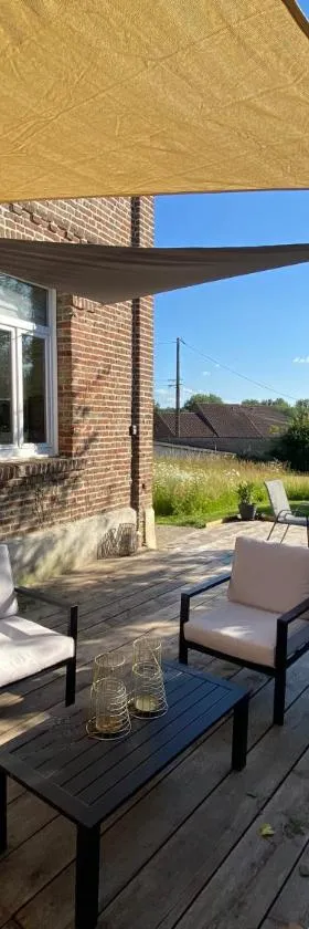 Ancienne Mairie - Gite de charme à la campagne，位于Ligny-sur-Canche的酒店