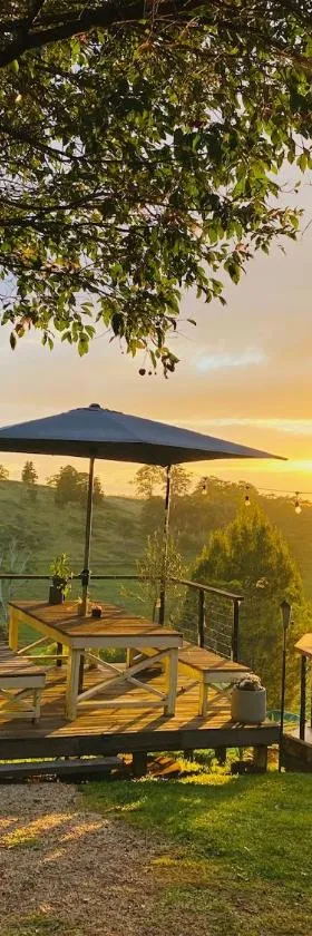 Doomben Ridge Farm House，位于Beechmont的酒店