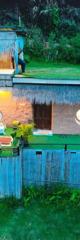 ตั้วบ้านดิน Tuabaandin，位于Ban Thung Phan Ha的酒店