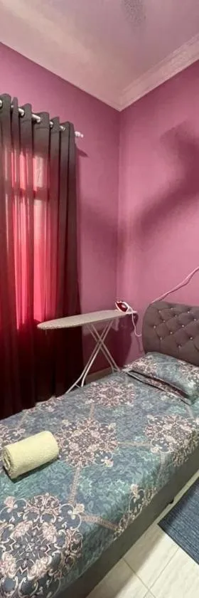 Zh Homestay Besut，位于Kampung Raja的酒店
