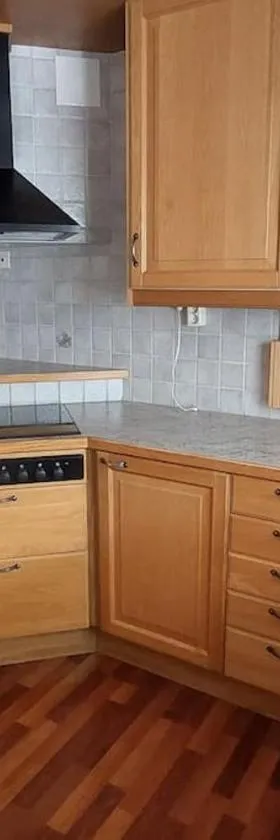 Spacious three room apartment with a large kitchen and bathroom，位于吕勒奥的酒店