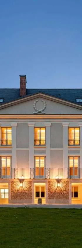Dolce by Wyndham Versailles - Domaine du Montcel，位于茹伊昂若萨的酒店