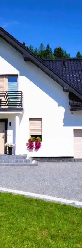 ZuMiLu House，位于Zagórz的酒店
