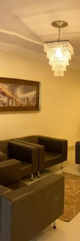 Hotel Paris，位于库里蒂巴努斯的酒店