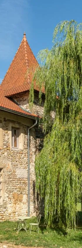 ÉCURIE DES 2 TOURS，位于Torchefelon的酒店