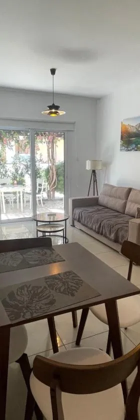 Margarita gardens block 6，位于Paphos的酒店