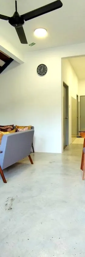 Soffea D'Homestay Pagoh - WiFi , NetFlix，位于Pagoh的酒店