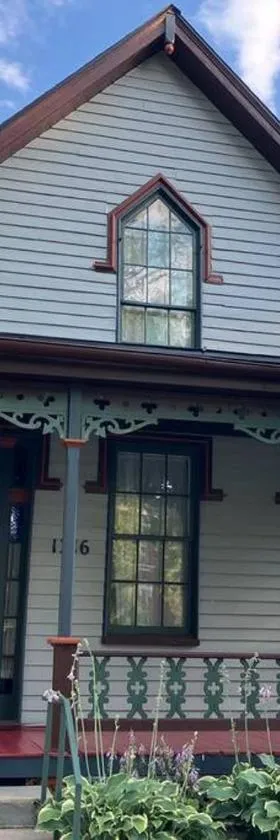 1867 Gothic VanDeventer Home，位于圣约瑟夫的酒店