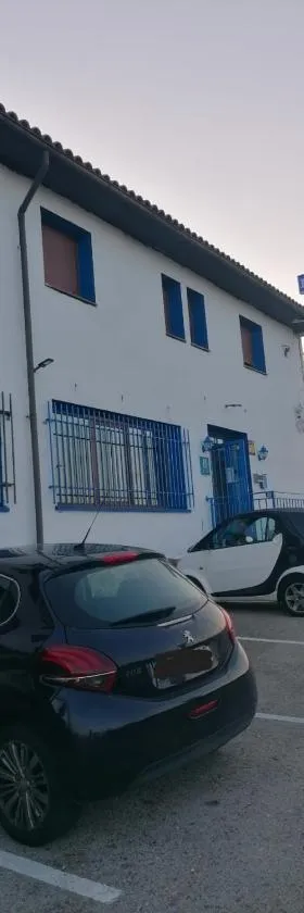 H&G LOZOYUELA，位于Lozoyuela的酒店