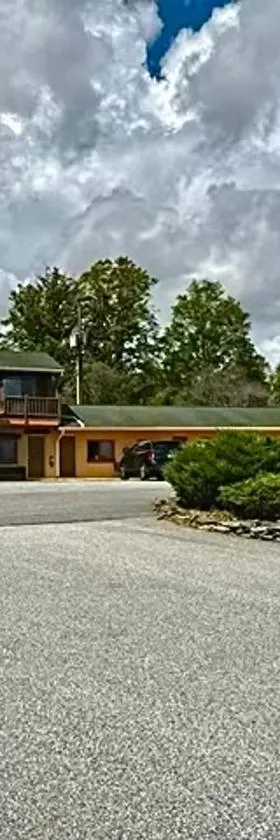 High Point Mountain Motel，位于Wantage的酒店