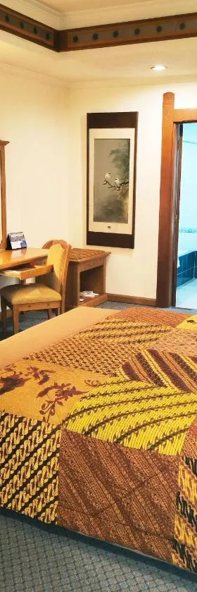Kresna Hotel，位于沃诺索博的酒店