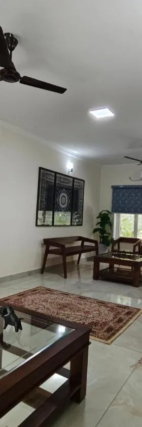 Best 3BHK Premium Homestay - Lapis, 7 Elysee Homestay，位于德里久尔的酒店