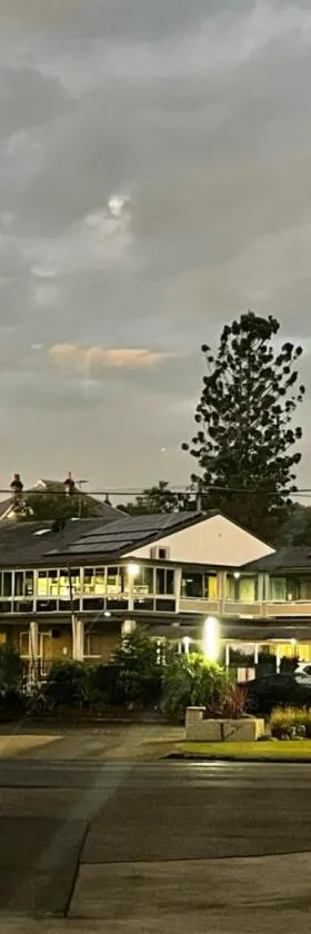 格莱斯特巴克特威汽车旅馆，位于格洛斯特的酒店