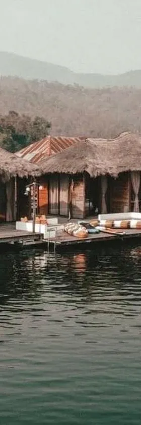 Velaloy Floating Resort，位于Ban Cho Lae的酒店