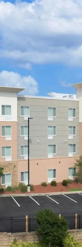 TownePlace Suites by Marriott Goldsboro，位于戈尔兹伯勒的酒店