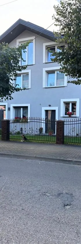 pokoje do wynajęcia，位于格拉耶沃的酒店