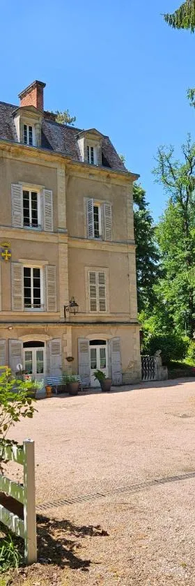 Château de MontSablé，位于Lezoux的酒店