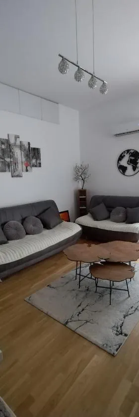 apartman Elena，位于Zemun的酒店