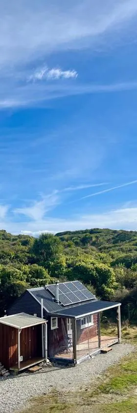 Cape Foulwind Clifftop Cabin，位于Cape Foulwind的酒店