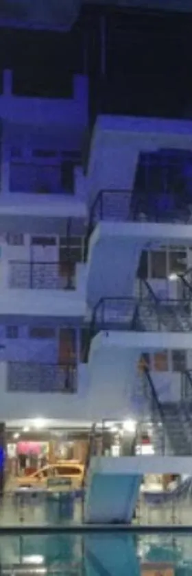 Hotel Rivera Honda，位于亨达的酒店