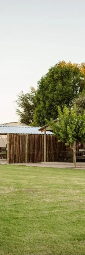 Die Skuur Campsite & Chalets，位于马林塔尔的酒店