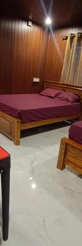 Suvrana Mountain View Stay，位于Cherambane的酒店