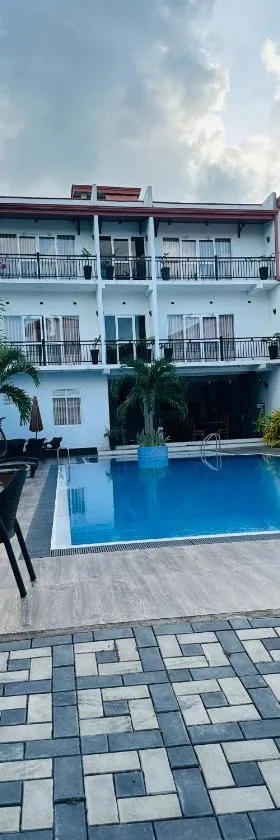 ruwanara royal majestry，位于Ambagahagedara的酒店