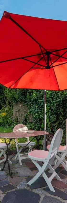 Studio dans maison proche gare，位于Brech的酒店