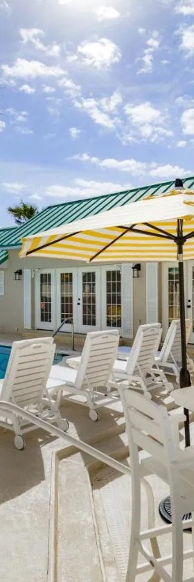 Island Cottage Inn，位于弗拉格勒海滩的酒店