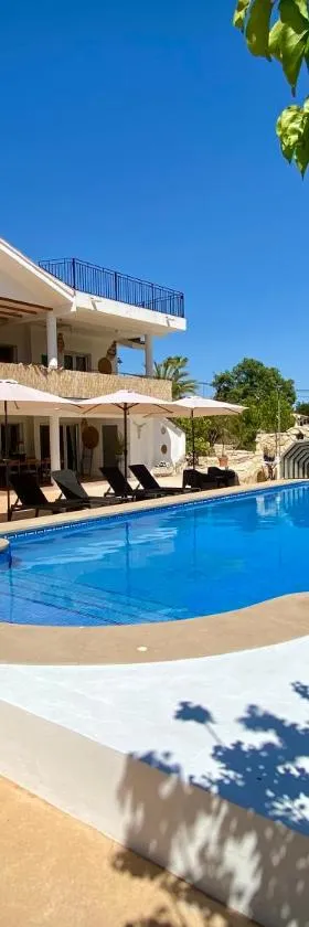 B&B Casa Mil Sueños，位于翁蒂年特的酒店