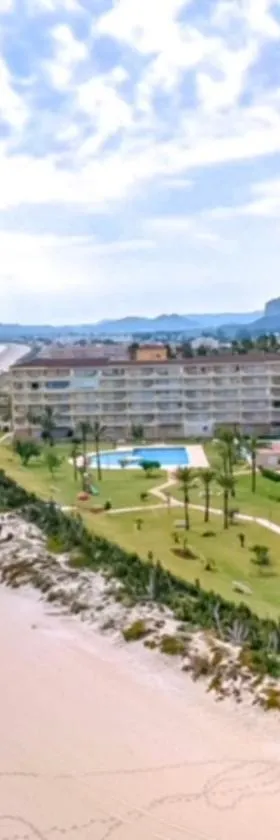 Apartamento Primera Línea Marines Racons, Les Deveses, Denia，位于Casas Devesa的酒店