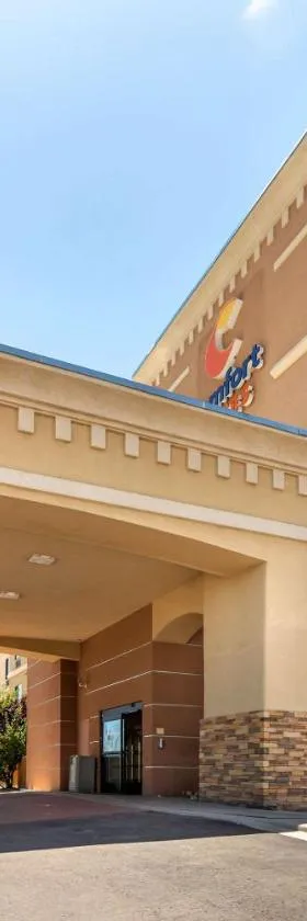 Comfort Suites Gallup East Route 66 and I-40，位于盖洛普的酒店