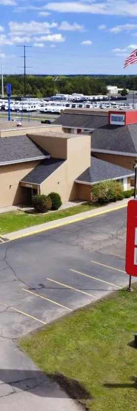 Econo Lodge Wausau - Rothschild，位于罗斯切尔德的酒店