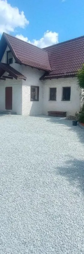 Chata za Świerkami，位于新鲁达的酒店