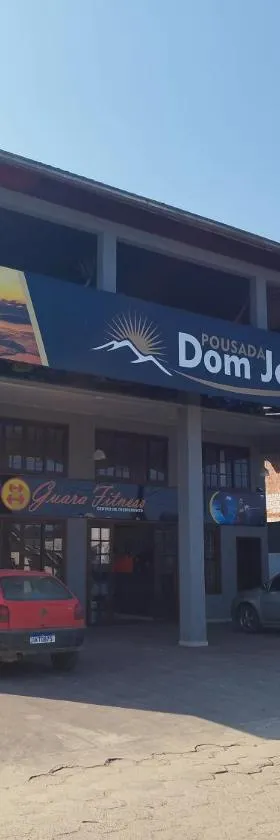 Dom João Pousada，位于瓜拉克萨巴的酒店