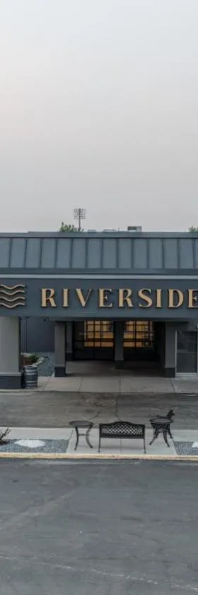 Riverside Hotel，位于卡斯珀的酒店