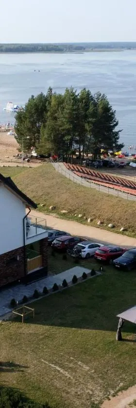 Żubr Nad Zalewem，位于Łuka的酒店