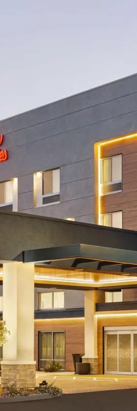 Hampton Inn & Suites Oroville，位于奥罗维尔的酒店