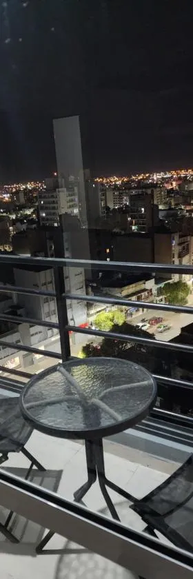 Departamento HY，位于巴拉那的酒店
